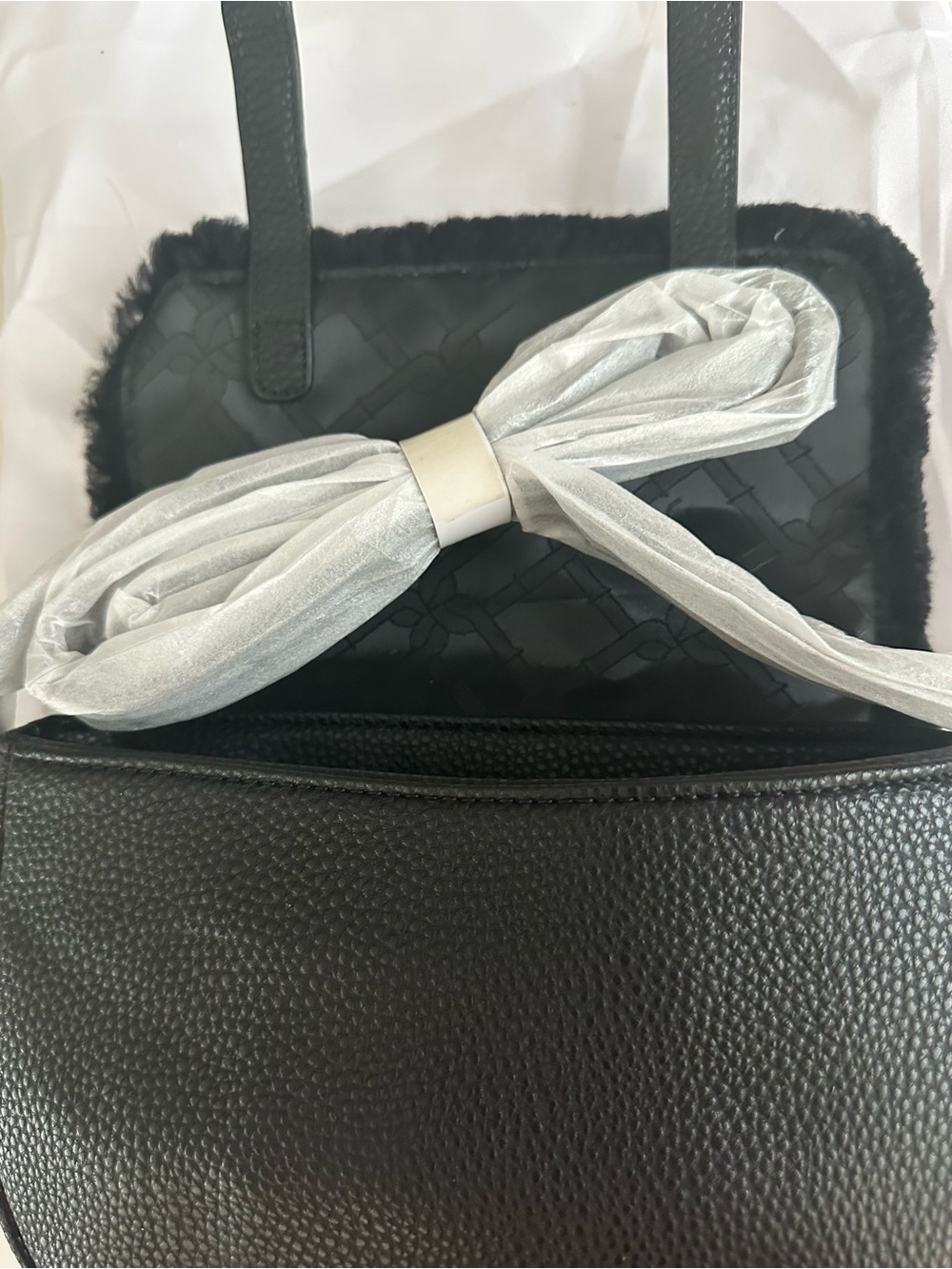 UGG Black Shearling-Trim Pebble Leather Shoulder Bag - Picture 3 of 4